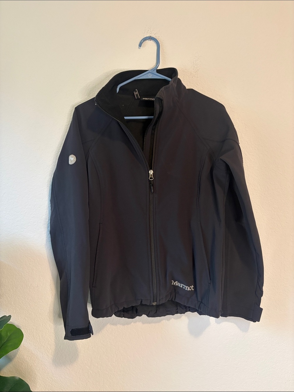 Marmot Women's Black Utility Softshell Jacket small